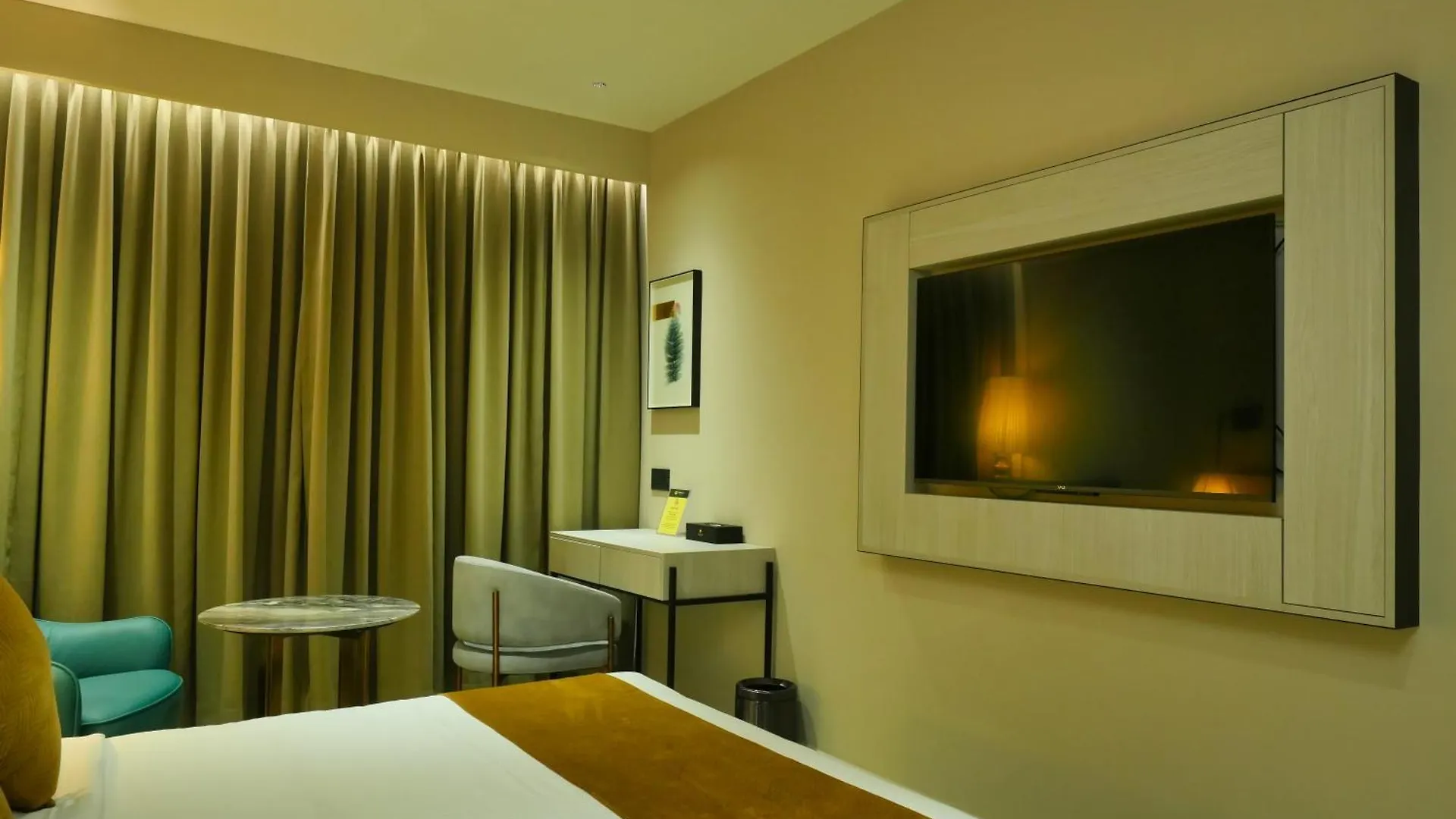 Mesta Hotel Салтэн-Батери