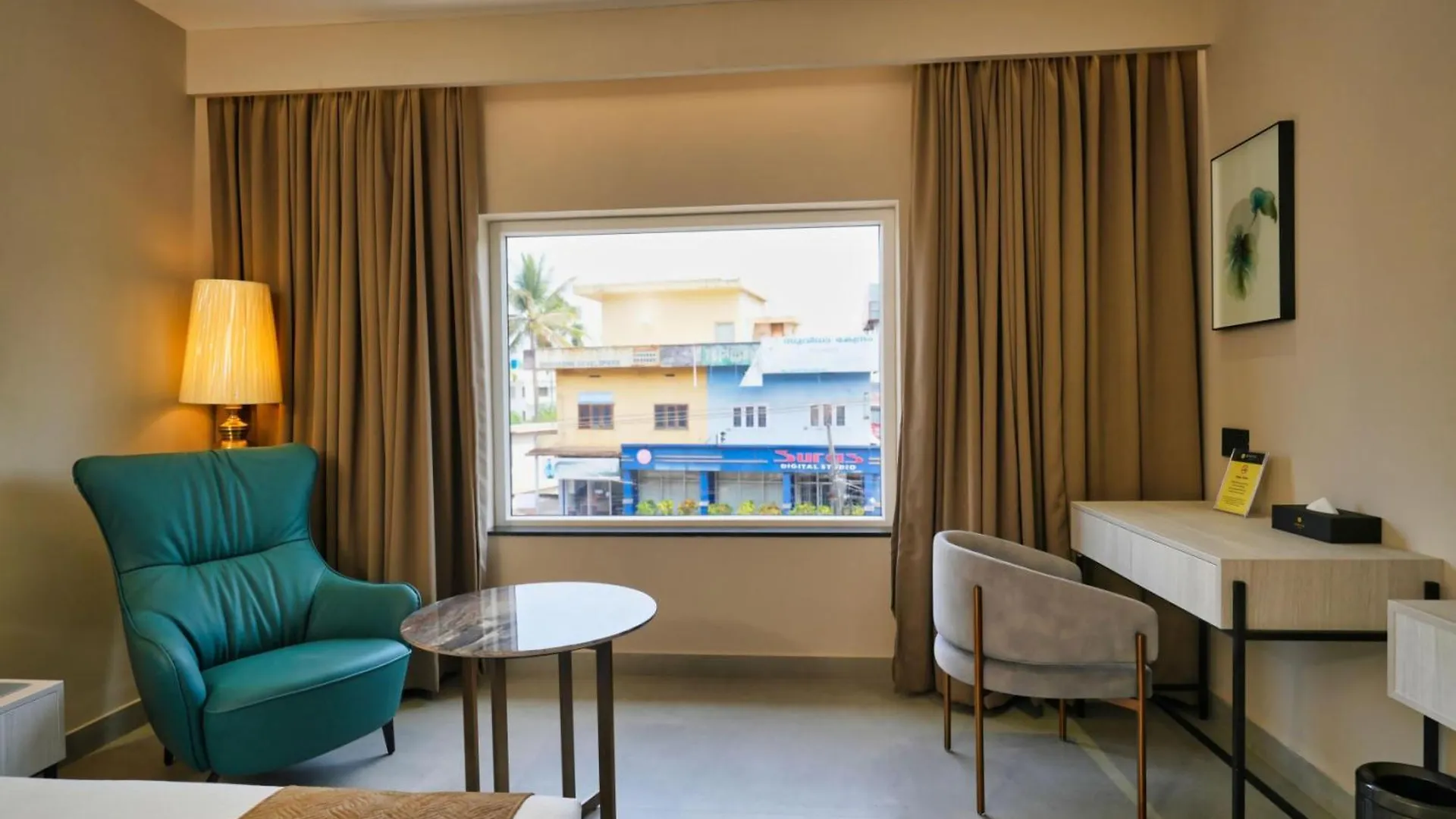 Mesta Hotel Салтэн-Батери